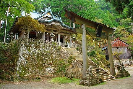 玉置神社は来る人を選ぶ 龍水御朱印帳 裏ばなし